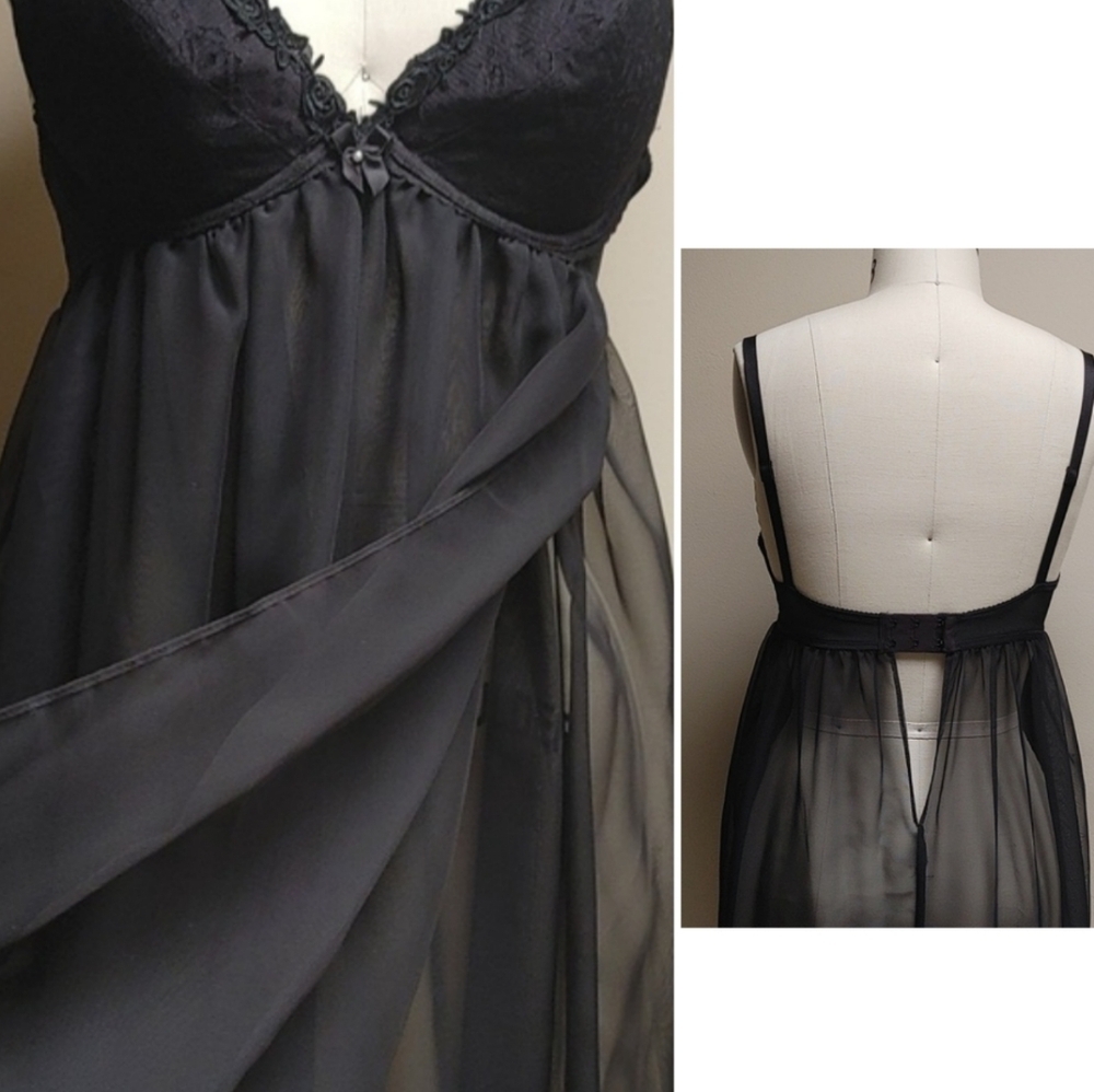 NWOT's Vintage Evening Dressing Gown w Black Sheer Push-Up Bra 36C